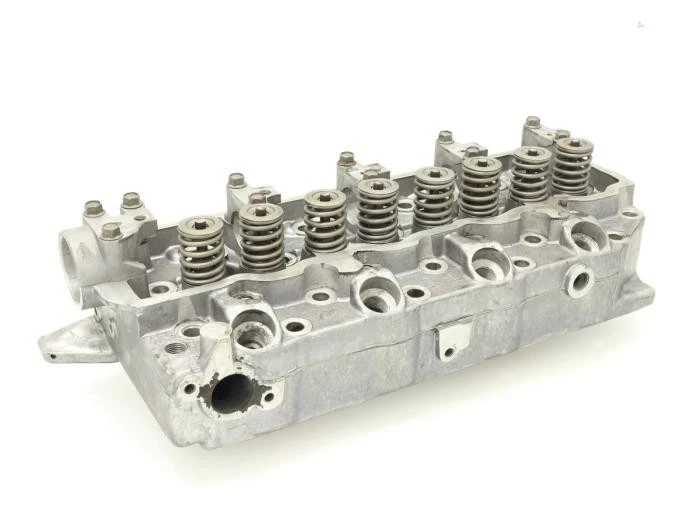 4D56 D4BF D4BH Diesel Cylinder Head Assembly